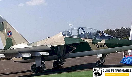 Laos köpte stridsutbildning Yak-130 från Ryssland
