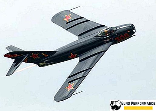 MiG-17 kovotojas - pajėgumai ir kova su legendinių lėktuvų naudojimu