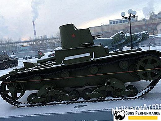 Sovjet lichte tank T-26 (dubbel bestormd) - in gevecht met infanterie