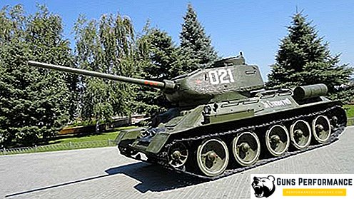 Tank T-34-85: modifica del famoso "trentaquattro"
