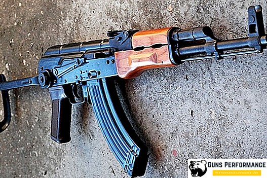 Kalashnikov AK-47 rifle de asalto