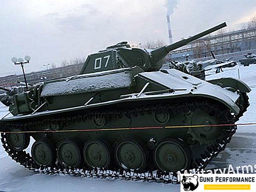 Lichte tank T-70 - gevechts gepantserde voertuig van de Koersk Ardennen