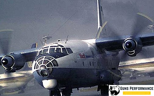 An-8 - radziecki wojskowy samolot transportowy z turbiną gazową