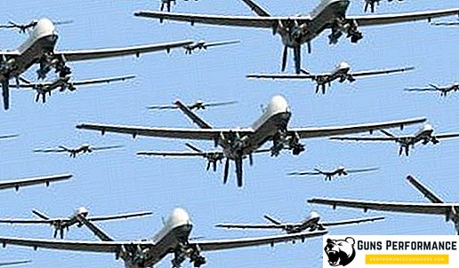 UAV는 독립적으로 그리고 집단적으로 행동하도록 가르쳤다.