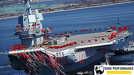 China leva porta-aviões para andar