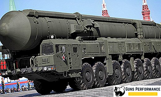 ICBM "Topol-M": ciri sejarah dan prestasi