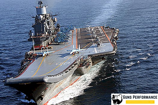 Pesawat berat kapal yang membawa "Laksamana Kuznetsov": sejarah dan ciri-ciri