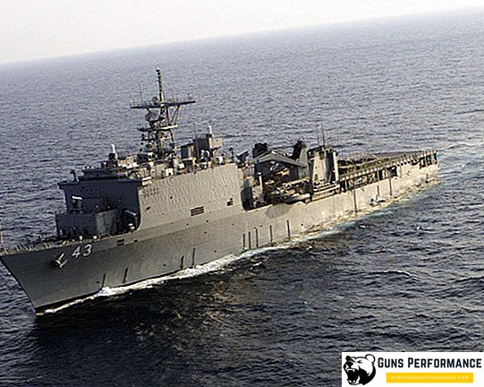 Pourquoi le navire de débarquement américain est-il arrivé sur la mer Noire?
