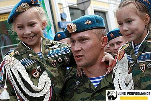 Signs and awards of the Airborne Forces, how to distinguish real combat orders and medals